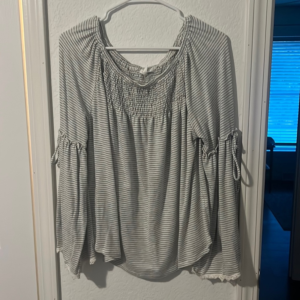 Maurice’s top